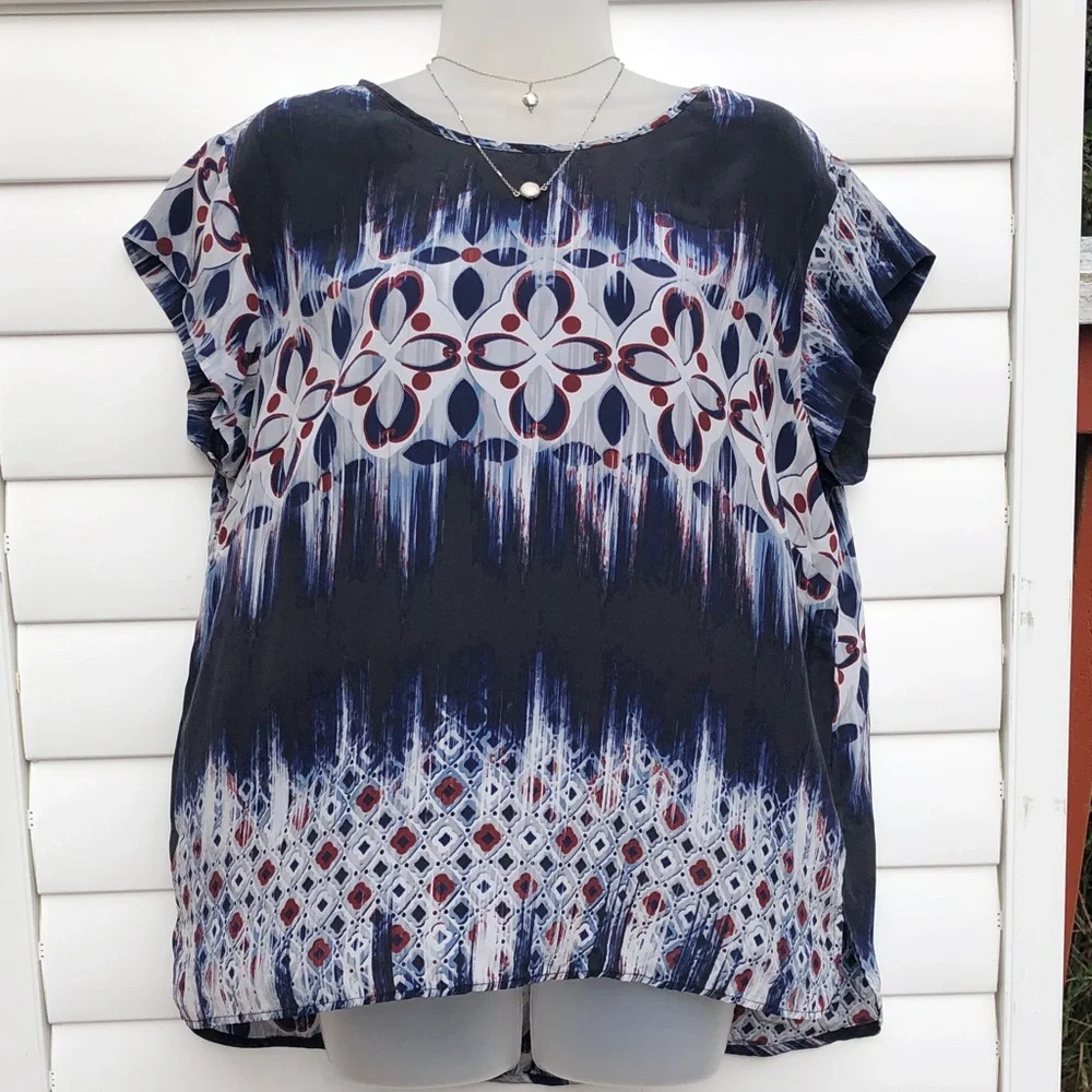 Tianello Navy and White Patterned Blouse - Picture 4 of 10